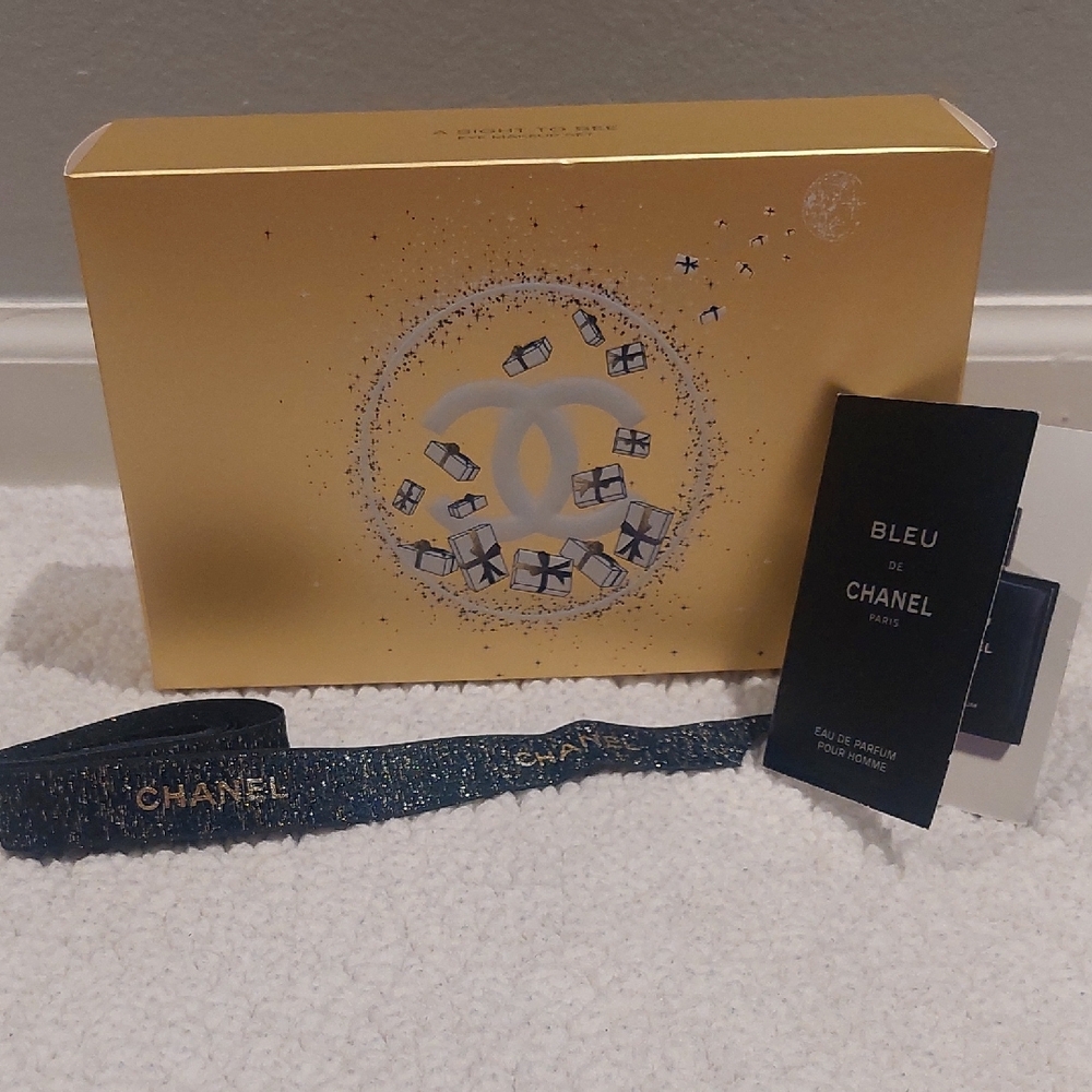 💫❣️Chanel Gift BOX with Ribbon💫❣️